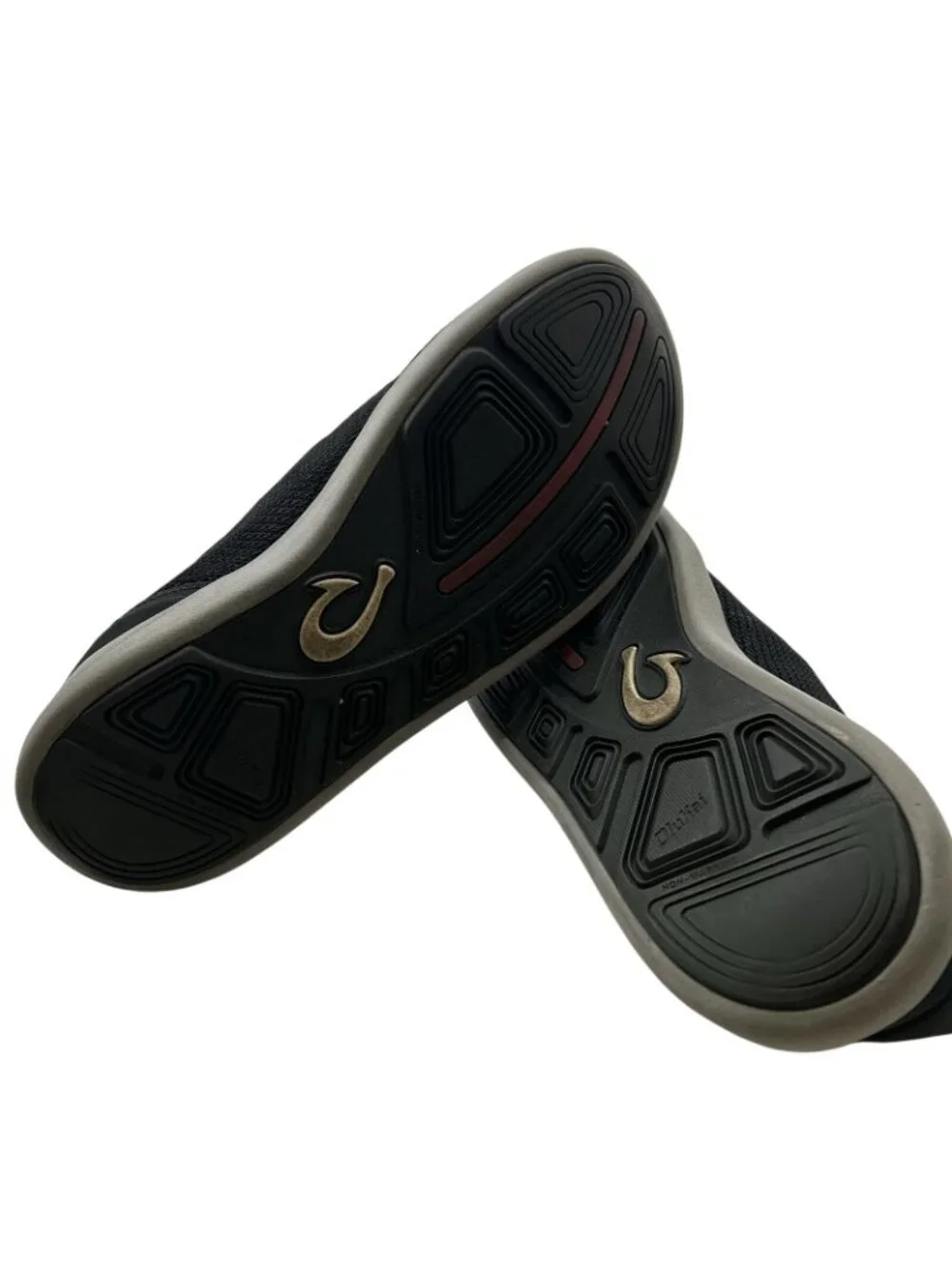 OLUKAI Men's 9.5 Nohea Pae Slip-On Breathable Wet Grip Cushioned Black Sneakers